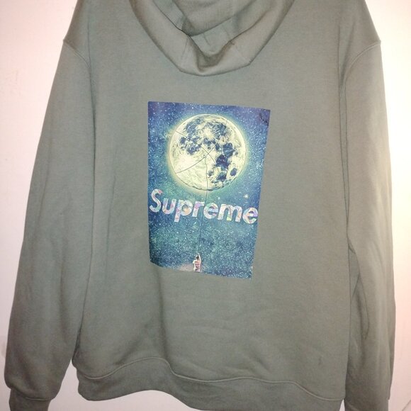 Supreme Hoodie - Picture 2 of 7